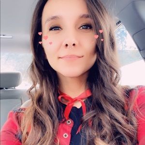 Meet your Posher, Desirae